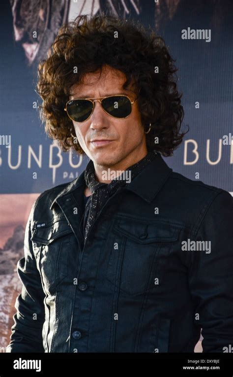 enrique bunbury singer